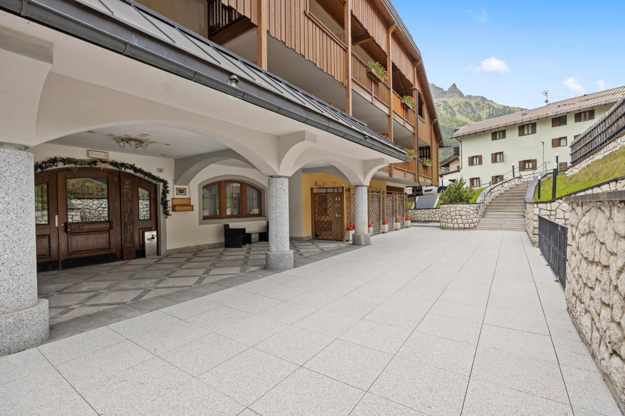 Aparthotel Princess Canazei Exterior photo